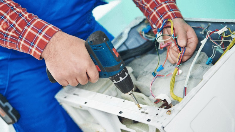 Darıca Mitsubishi Mitsubishi çamaşır makinesi kart tamiri – Su almama arızası orijinal parça ile giderildi. - Teknik servis örneği